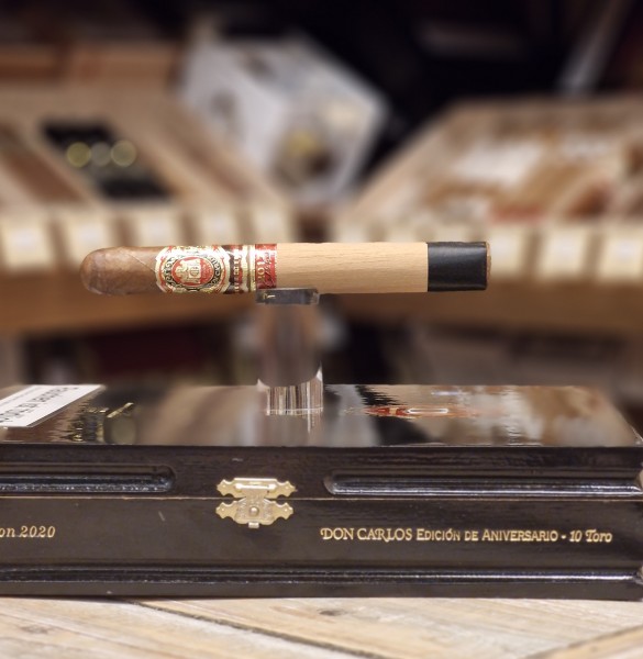 Arturo Fuente Don Carlos Edicion de Aniversario Toro