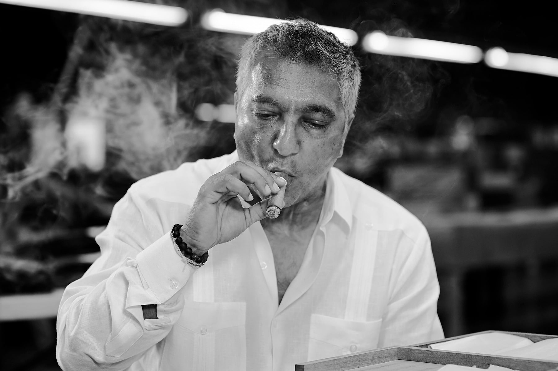 Cigar-Maker-Rocky-Patel