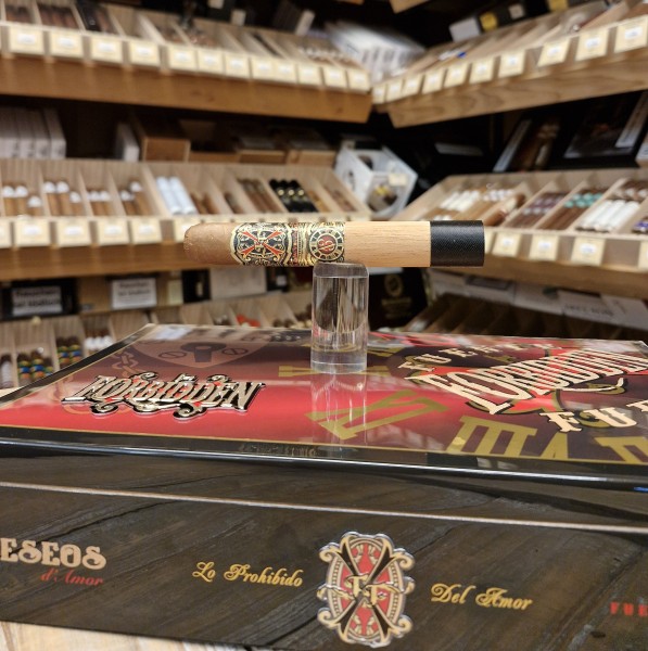 Arturo Fuente Opus X Forbidden X Deseos d´Amor (Robusto)